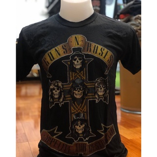 เสื้อวง GUNS N ROSES เสื้อวงดนตรีร็อค เสื้อวงร็อคต่างประเทศ เสื้อwould Tuor สกรีนหน้าและหลังขับเนื้อ