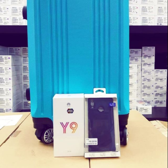 Huawei 
P30 Lite-5900฿  b w blue  แถมกระเป๋า+เคสด้วยนะค่ะ

Huawei Y9 2019-6500฿ แถมเคสด้วย กระเป๋าด้