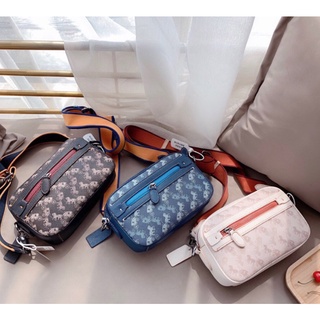 Coach 89084 Academy Crossbody With Horse &amp; Carriage Print Women Men กระเป๋ากล้อง