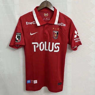 พร้อมส่ง เสื้อกีฬาแขนสั้น ลายทีมฟุตบอล Urawa red Diamond สีแดง คุณภาพสูง ไซซ์ S-2XL 22-23