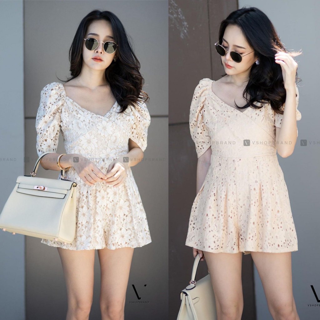 Code no:201147-Vshop จั๊มสูท ผ้าลูกไม้ เป็นทรงจั้มสั้น งานน่ารัก มีซับให้ทั้งชุด สามารถใส่เป็นปาดไหล่ก็ได้คะ