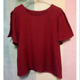 เสื้อสาวอวบ ผ่าแขน (มือ2) สภาพ90%