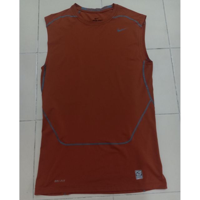 เสื้อกล้าม Nike Pro Combat ของแท้ ✔️