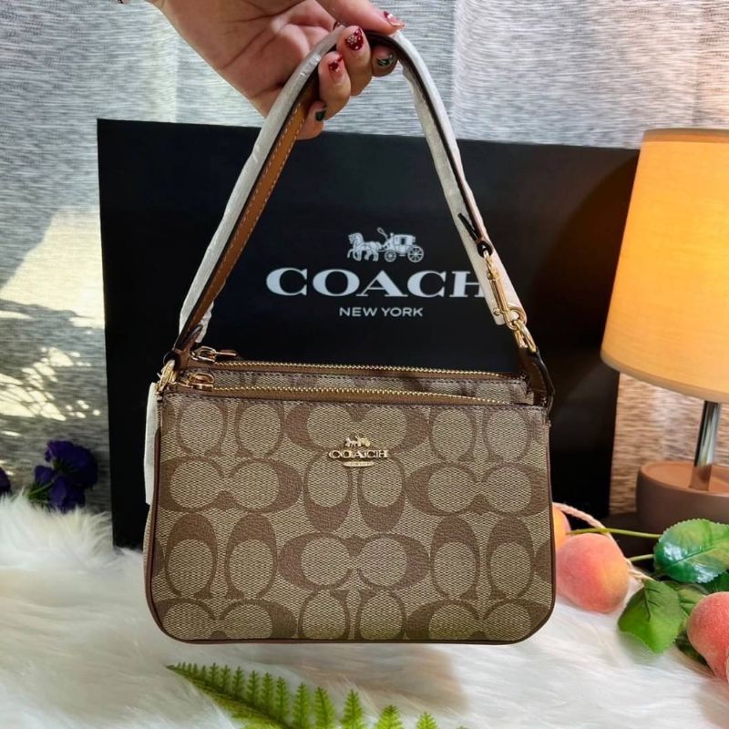 COACH C3308 NOLITA 19