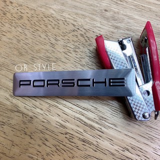 โลโก้ PORSCHE สีเงิน ขนาด 8.2x1.7cm