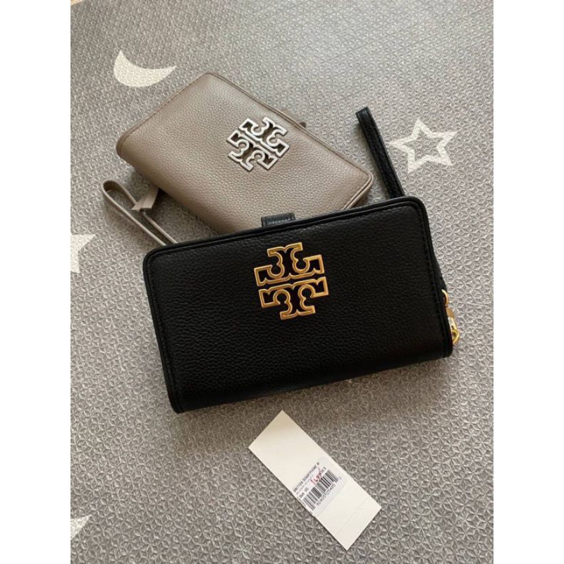 TORY BURCH Britten Smartphone Walletขนาด : 4