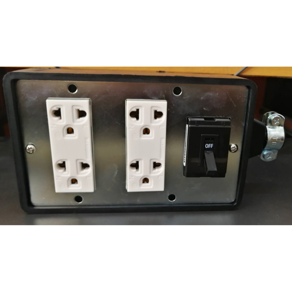 PJR **มีขายส่ง**บล็อกยางประกอบปลั๊ก "รุ่นมีเบรกเกอร์ 20 A"