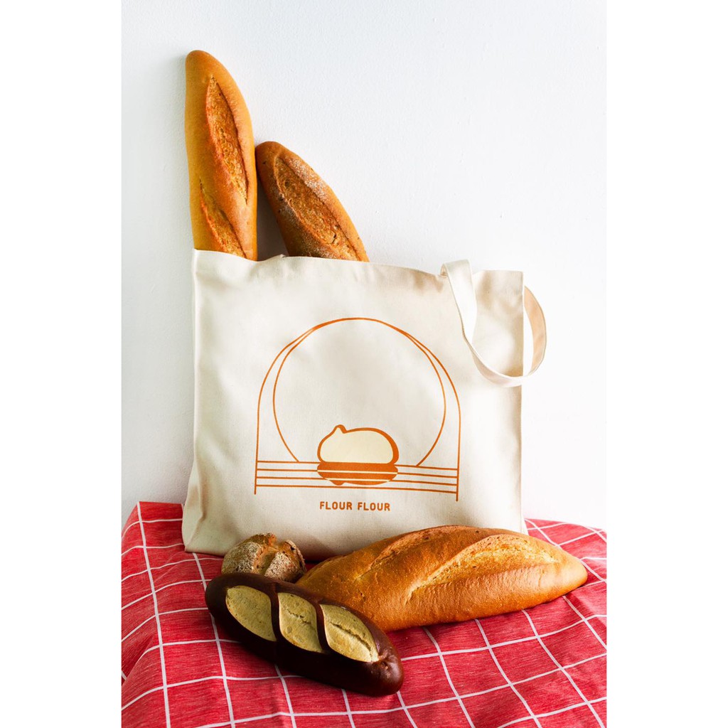 Flour flour Tote bag