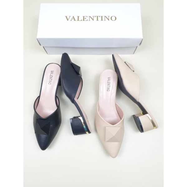 VLTN รองเท้าแตะแบบสวม