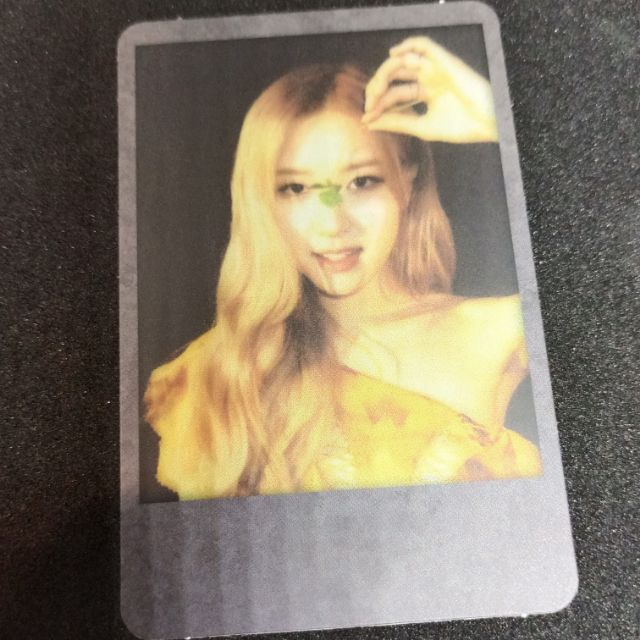 รูปสุ่ม poraloid rose อัลบั้ม kill this love