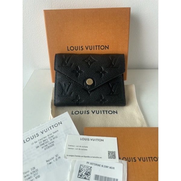 ของใหม่ LV Victorine tri fold wallet สีดำหนังปั๊ม