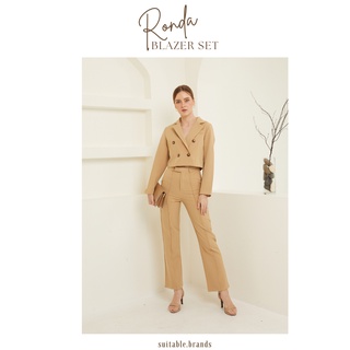 Ronda Blazer Set - เซตสูท 2 ชิ้น เสื้อสูทครอป+กางเกงขายาวตีเกล็ดหน้า (เบจ)