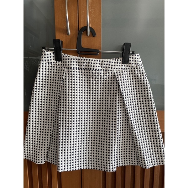 กระโปรง g2000 ลายจุดไซส์ 32