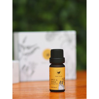 น้ำมันหอมระเหยกลิ่นผสม Spice &amp; Shine Essential Oil Blend 10 ml พร้อมชุดดอกไม้หรือชุดหินกระจายกลิ่น