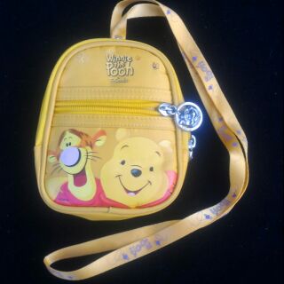 กระเป๋าใส่นามบัตร หรือเศษเหรียญ WINNIE THE POOH

ของแท้