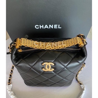 neww!! Chanel hobo 22s logo