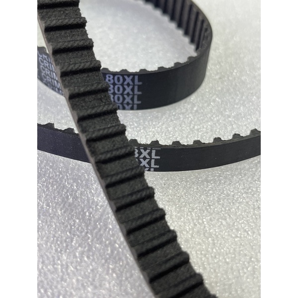 สายพานXLร่อง 5mm.หน้ากว้าง 10mm.ใส่กับเฟืองร่อง 5mm.เท่านั้นยาวรอบวง15cm~1เมตร.ดูรายละเอียดเพิ่มเติมข้างล่าง(ราคา/เส้น)