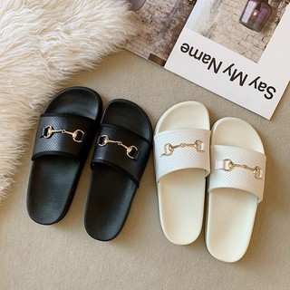 รองเท้าแตะSlipper ตกแต่งกลัดทอง