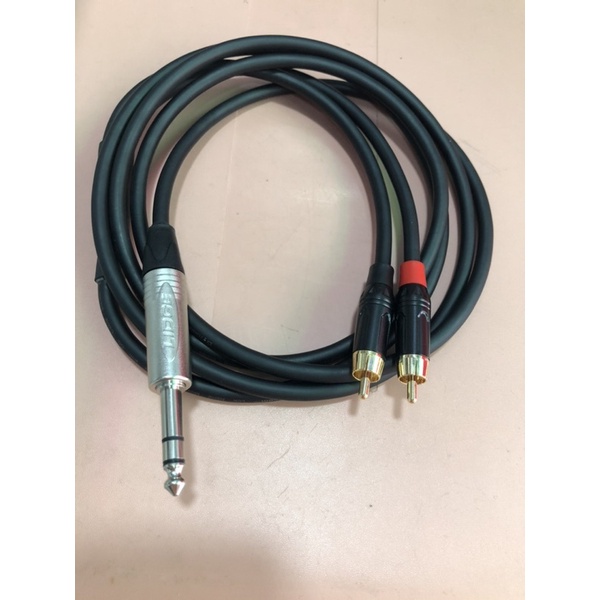 สายTRS1-RCAแดง/ดำทำจากสายชีลสเตอริโอของDynacomหัวของLidge