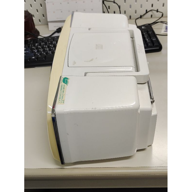 เครื่องเล่น CD MD SHARP แบบหูหิ้ว