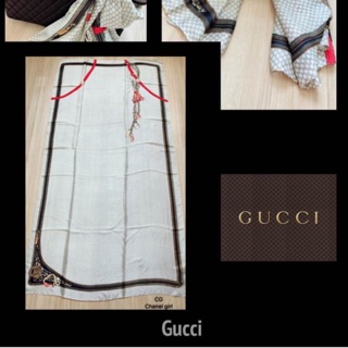 ผ้าคลุมไหล่ /ผ้าพันคอ style  Brand  Gucci