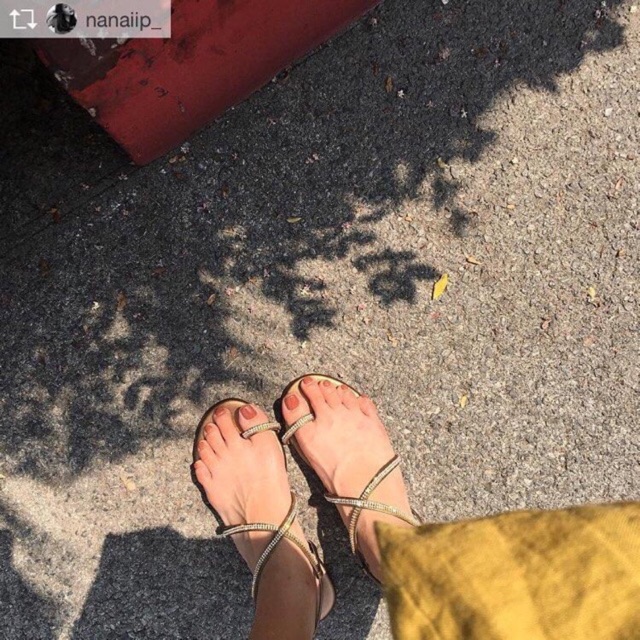 รองเท้ารัดส้น joules