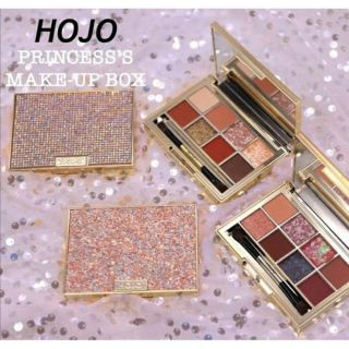 Hojo Eyeshadow Palette No.8035 อายแชโดว์ พาเลททาตา 8สี ปริมาณ 12 กรัม