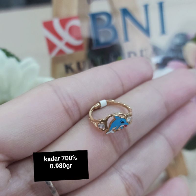 อันดับหนึ่ง 91+ ภาพพื้นหลัง แหวน ทอง รูป ปลาโลมา คมชัด