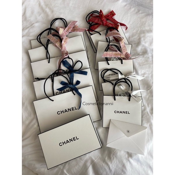 พร้อมส่งของแท้เคาน์เตอร์ไทยค่ะ ถุงแบรนด์เนม CHANEL แท้ พร้อมโบว์