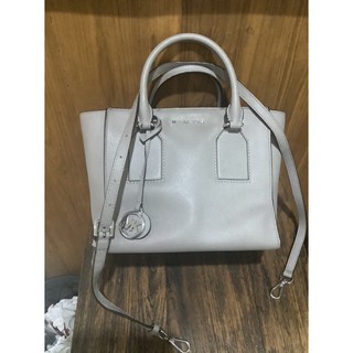 Michael kors tote bag used Like new กระเป๋าแบรนด์เนมแท้มือสอง