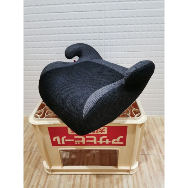 booster​ seat​ leaman​