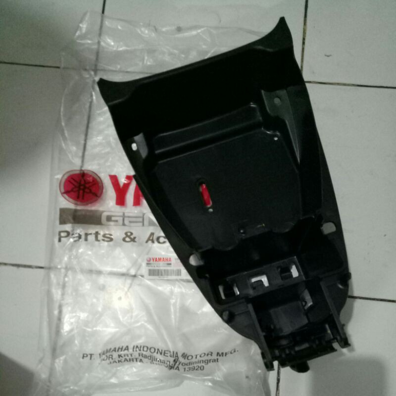 5TL F473R Original Yamaha Mio 5TL กระเป๋าเดินทางกล่อง