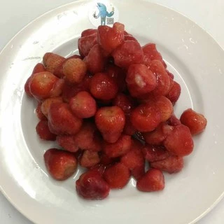 สตอเบอร์รี่ สตรอว์เบอร์รีแช่แข็ง 1 กก. แบรนด์ Veggie Choice(เวจจี้ ชอยซ์) ทำขนม ปั่นน้ำผลไม้