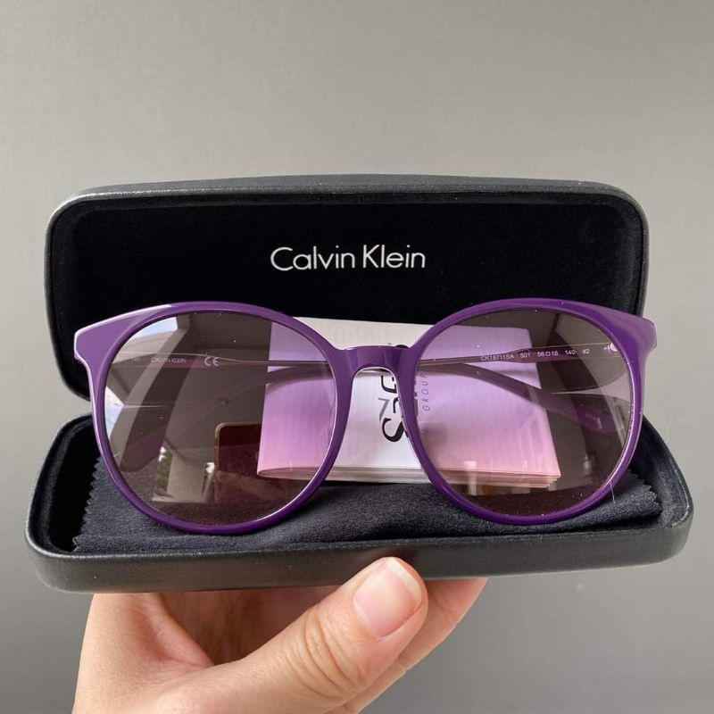 แว่นตากันแดด Calvin Klein ของแท้