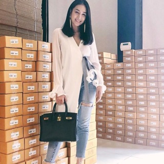 เสื้อพลีทสุดหรูแบบคุณเนย ใส่ สวยเริ่ด เชิ่ด ตัวนี้แนะนำเลยค่า