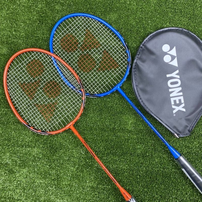 ของแท้ % ไม้แบด ไม้แบดมินตัน Yonex B-4000 (พร้อมเอ็น) **แถมฟรี ลูกแบด 1 ลูก**