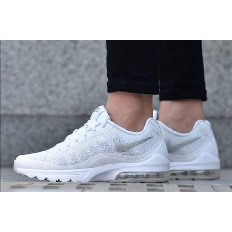 🔥รองเท้า Nike Air Max Invigor size36.5🔥