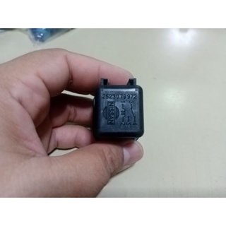 รีเลย์นิสสัน​ RELAY​ NISSAN​ 25230-79972​  5PIN​ มือสองญี่ปุ่น​(แถมปลั๊กด้วยจ้า)​