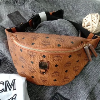 New! MCM Stark Belt Bag ขนาด medium