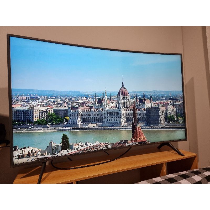 SAMSUNG 55" TU 8300 Crystal UHD 4K Smart TV 2020