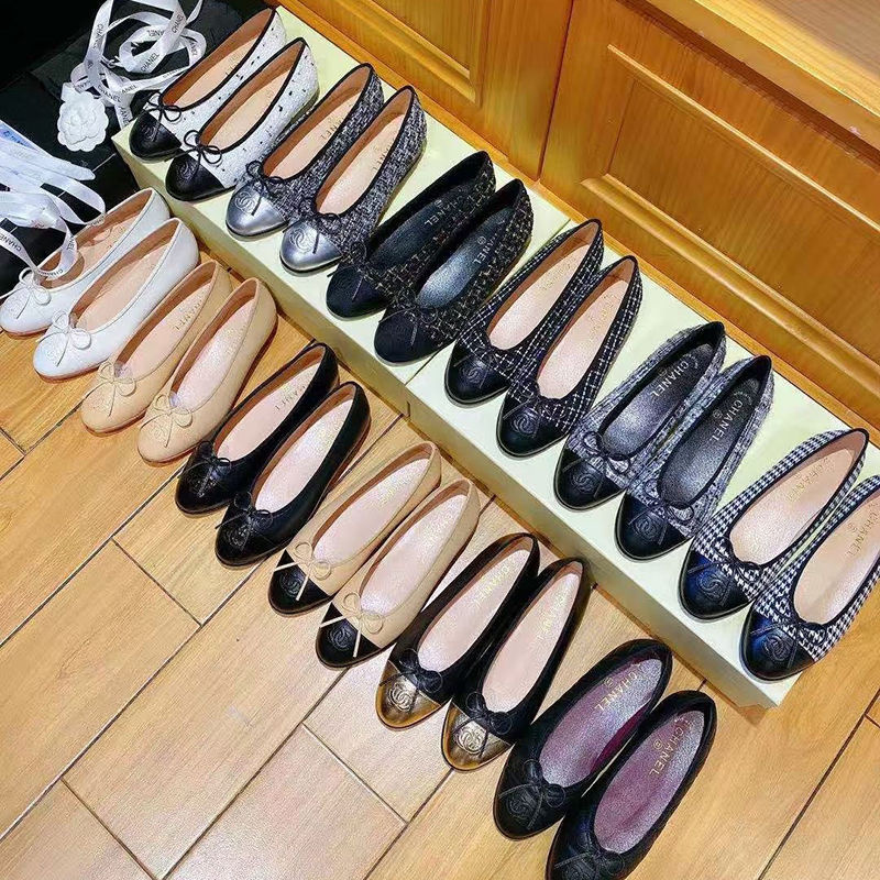 Girlfriend GIFT High-end แฟชั่นสุภาพสตรีรองเท้าแตะสบายผู้หญิงรองเท้าแบนผู้หญิงพร้อมสต็อก !