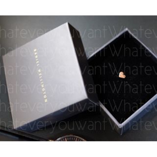 Charm dw​พร้อมส่ง​ พร้อมกล่อง