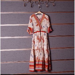 Bohemian Maxi Dress  with Butterfly แมกซี่เดรสลายผีเสื้อและดอกไม้