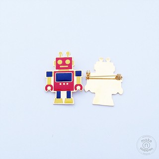 make_n_happen เข็มกลัด Robot brooch