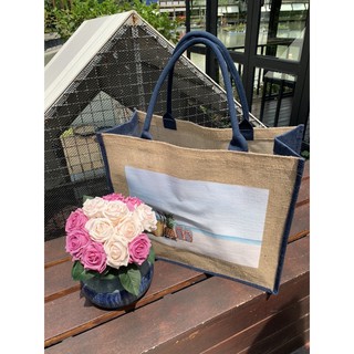 พร้อมส่ง กระเป๋าผ้ากระสอบ กระเป๋าผ้าป่าน ใบใหญ่ ลายสั่งพิมพ์พิเศษ ใช้เป็นกระเป๋าไปทะเลได้ กระเป๋าช้อปปิ้ง