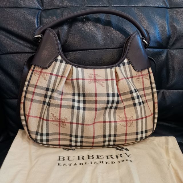กระเป๋า​ Burberry​ มือสอง