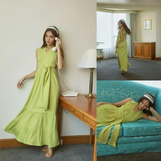 SLYQ MADE PASTRY BOW HALTER MAXI DRESS PASTRY BOW HALTER MAXI DRESS เดรสยาวผูกคอผ้าชีฟองย่น งานตัดของที่ร้าน ชุดไปทะเล