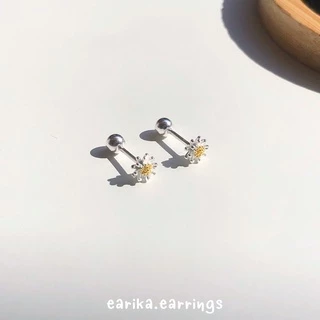 earika.earrings - daisy day piercing จิวหูเงินแท้ดอกเดซี่ เหมาะสำหรับคนแพ้ง่าย