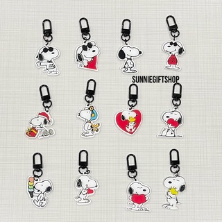 พร้อมส่ง พวงกุญแจ อะคริลิค ลาย Snoopy