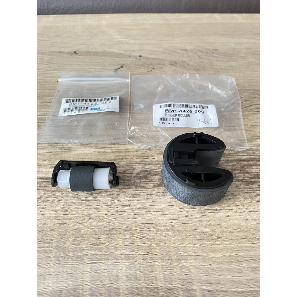 PICK UP ROLLER AND PAD ROLLER FOR HP COLOR LASERJET Pro400 + Cannon  RM1-4426-000/RM1-4425-000 ส่งฟรี พร้อมส่ง ของใหม่ ราคา ถูกที่สุด ดีลบีเคเค
